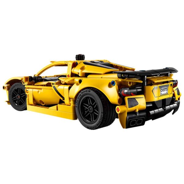 42205_back_01.jpg LEGO Technic - Chevrolet Corvette Stingray 42205