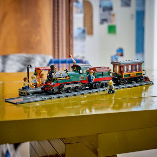 60511_lifestyle_envr_crop.jpg LEGO City - Le train à vapeur rétro 60511