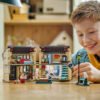 76451_lifestyle_cons_crop.jpg LEGO Harry Potter - Privet Drive : la visite de tante Marge 76451
