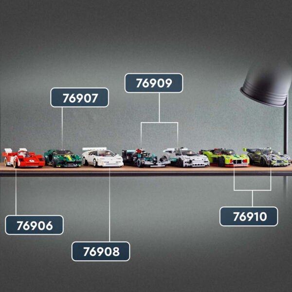 lego_76910_int_7.jpg LEGO Speed Champions - Aston Martin Valkyrie AMR Pro et Aston Martin Vantage GT3 76910